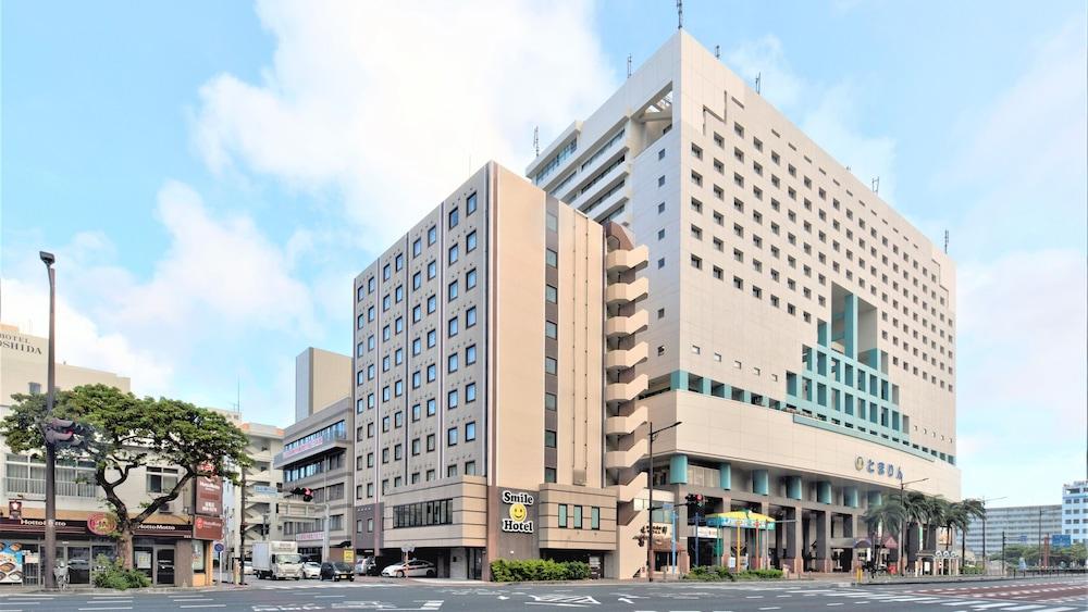 Smile Hotel Okinawa Naha Buitenkant foto